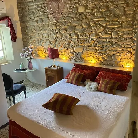 Christy House Vignale (Parma)