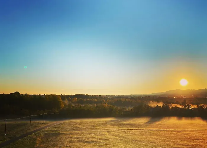 فندق مبيت وإفطار Christy House