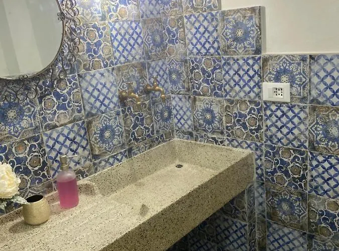 Christy House 住宿加早餐酒店 3*