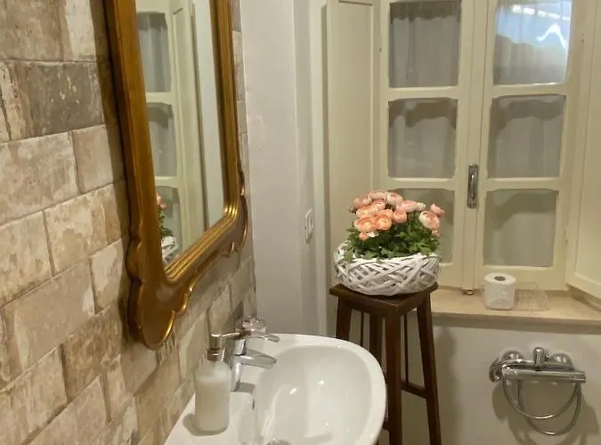 Christy House 住宿加早餐酒店 3*